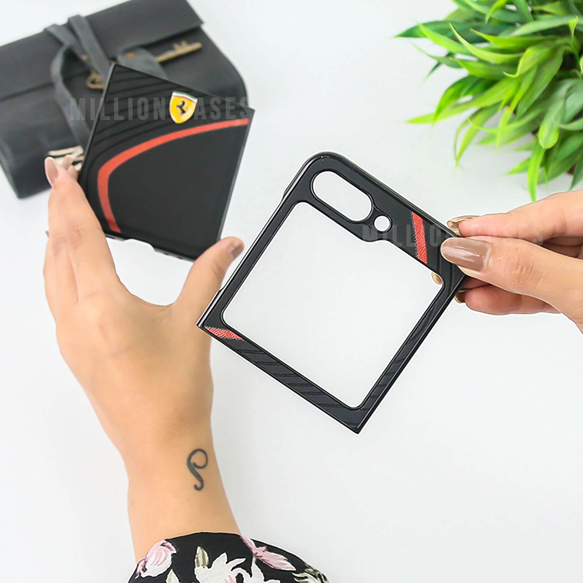Ferrari® Galaxy Z Flip5 Luxurious Quilted Supercar Case - Image 3