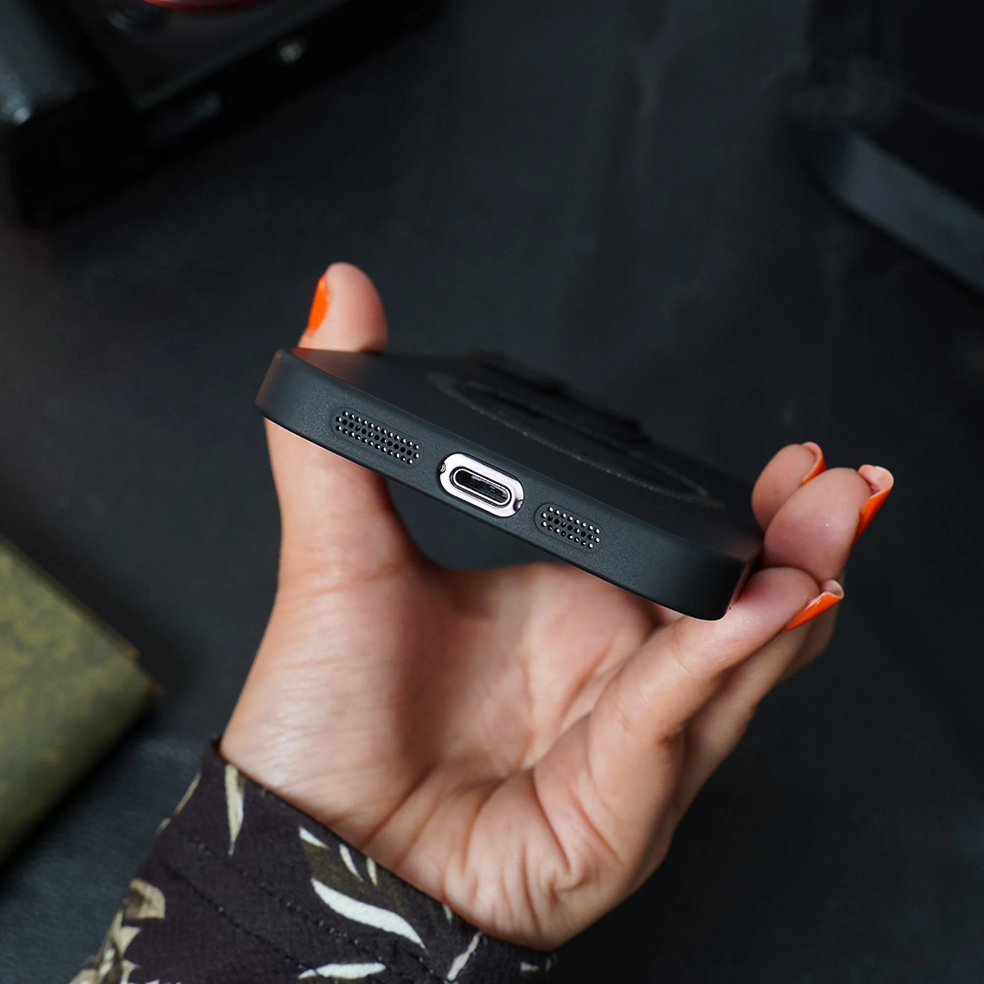 iPhone Frosted Magnetic Holder Case - Image 3