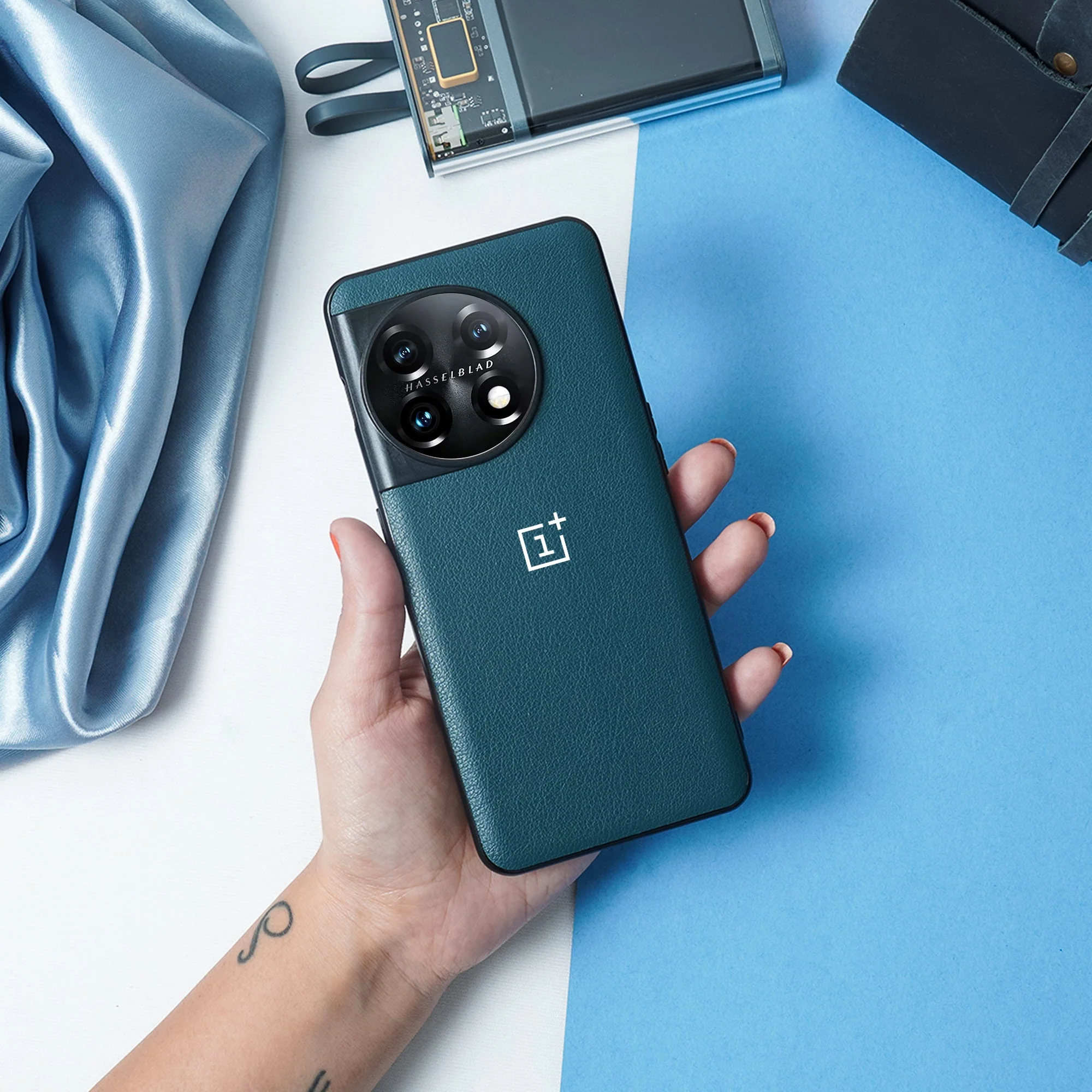 OnePlus 11R Classic Leather Texture Logo Case